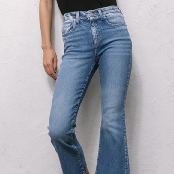 Women's Cropped Flare Jeans - Picture 6 of 7